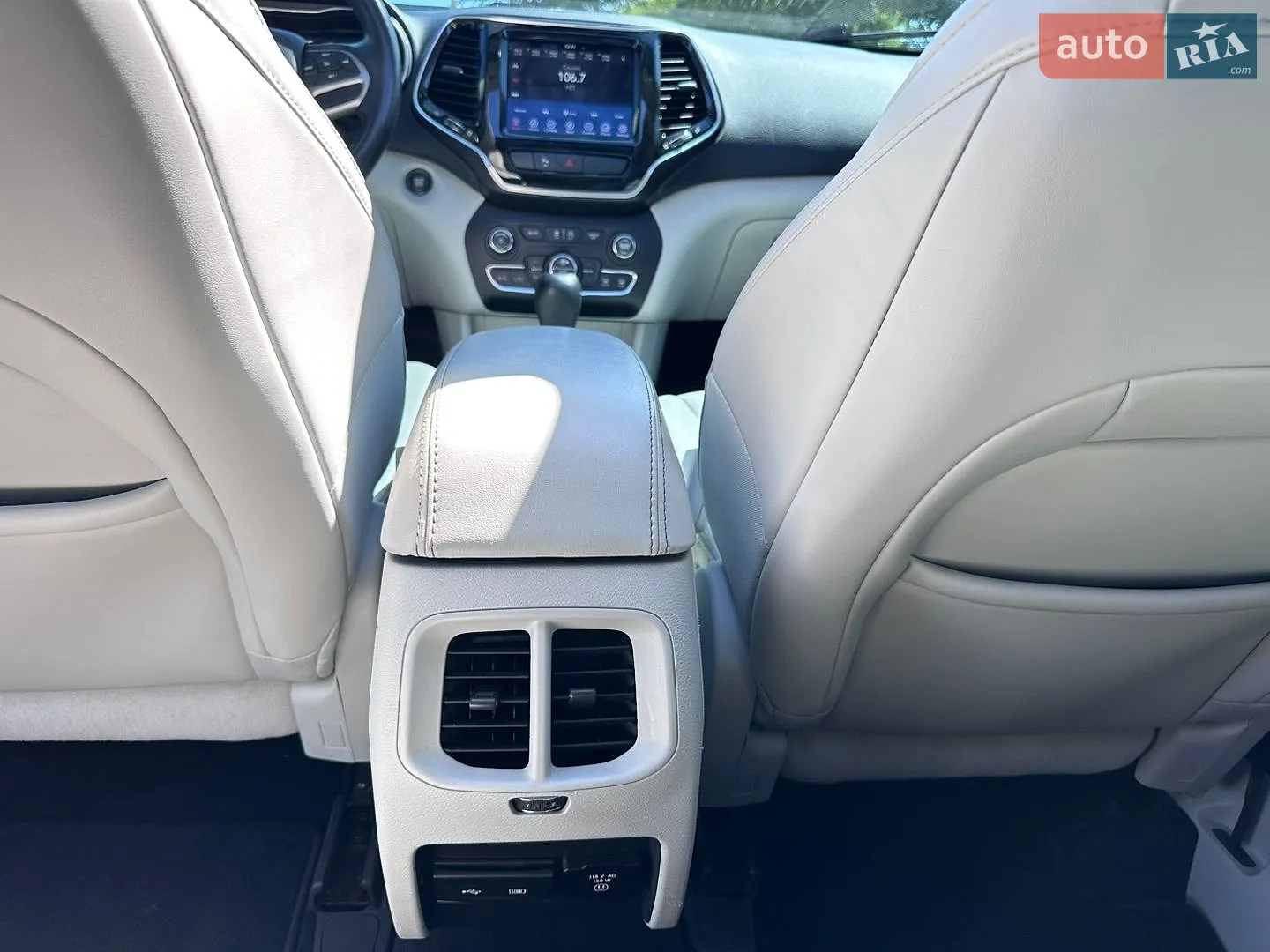 2019 Jeep Cherokee - мініатюра 32