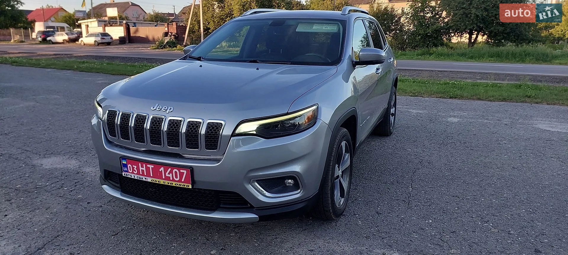 2019 Jeep Cherokee - мініатюра 3