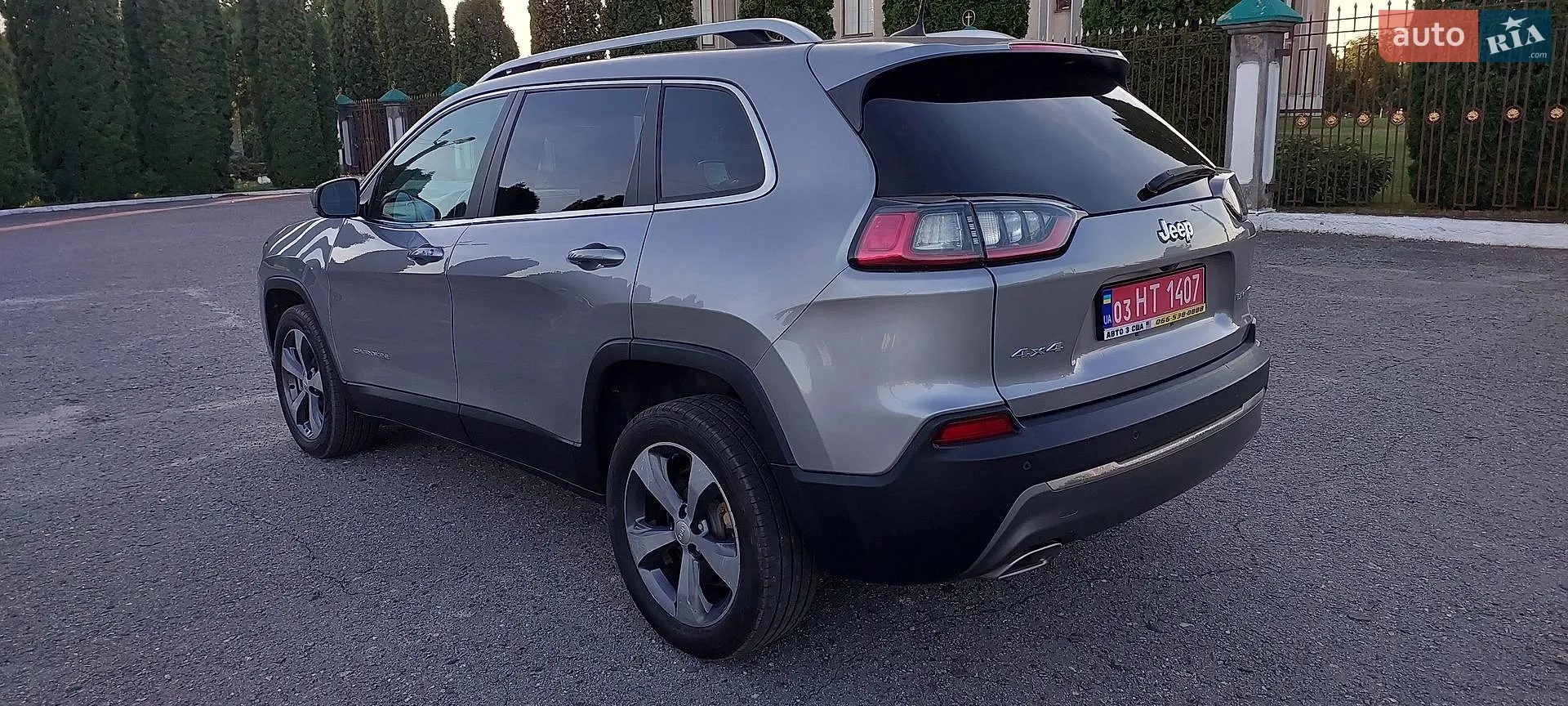 2019 Jeep Cherokee - мініатюра 12