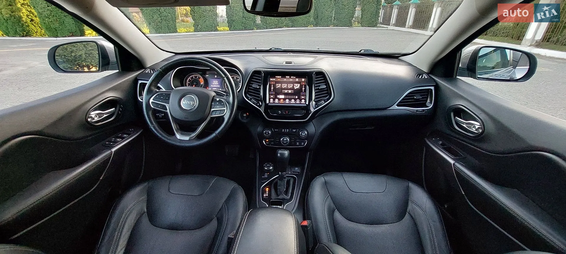 2019 Jeep Cherokee - мініатюра 36