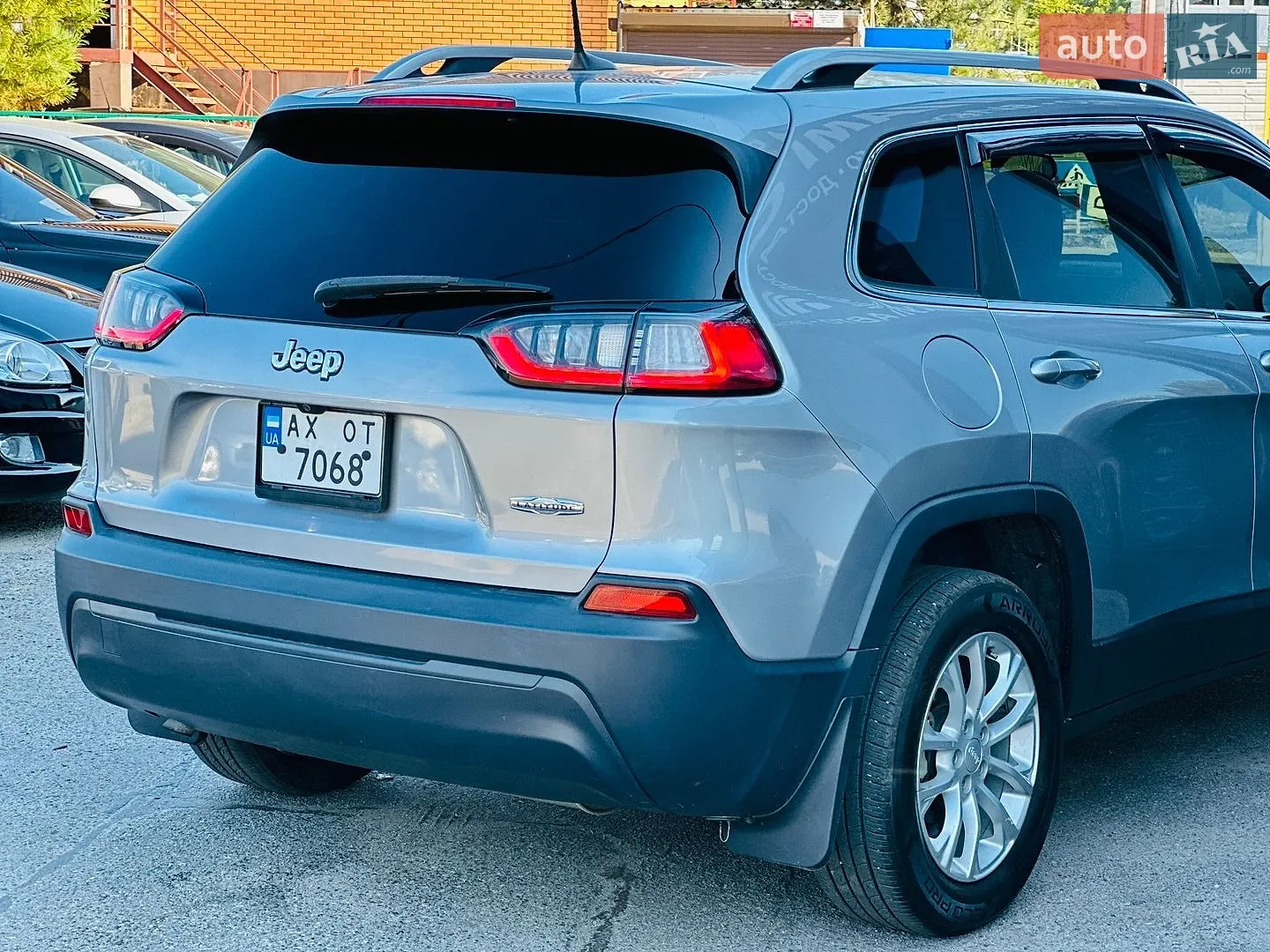 2018 Jeep Cherokee - мініатюра 11