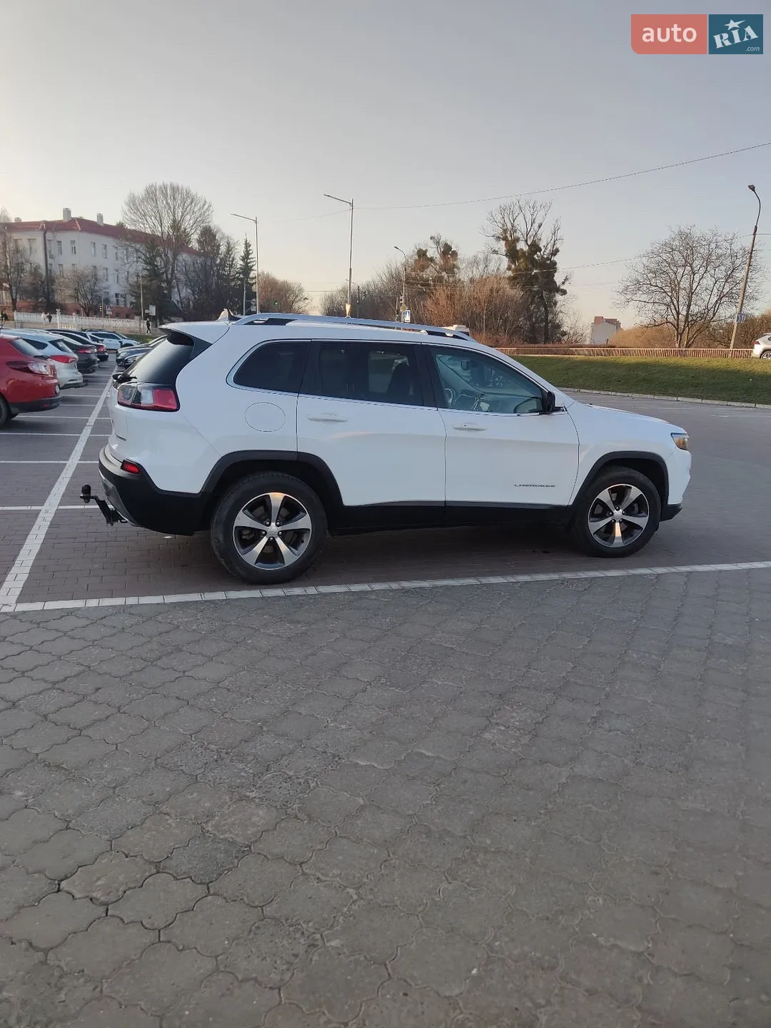 2018 Jeep Cherokee - мініатюра 2