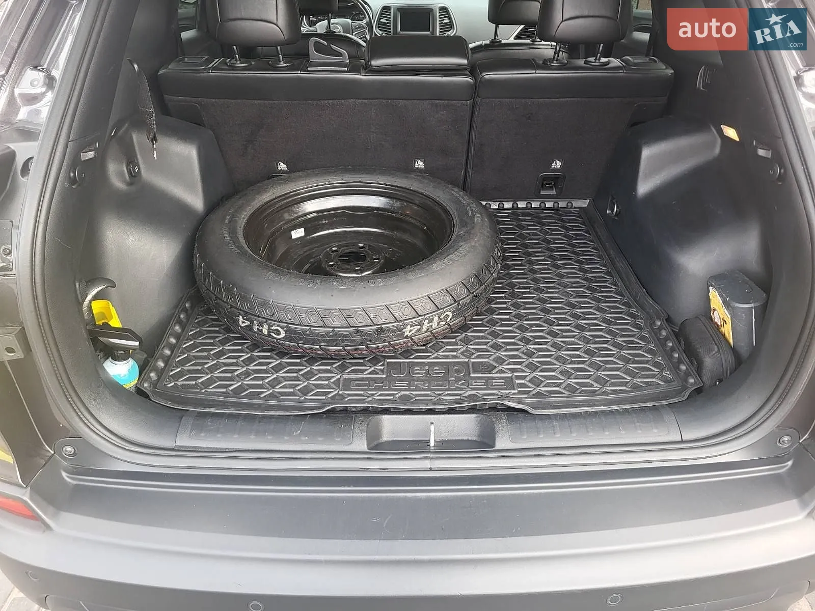 2019 Jeep Cherokee - мініатюра 16