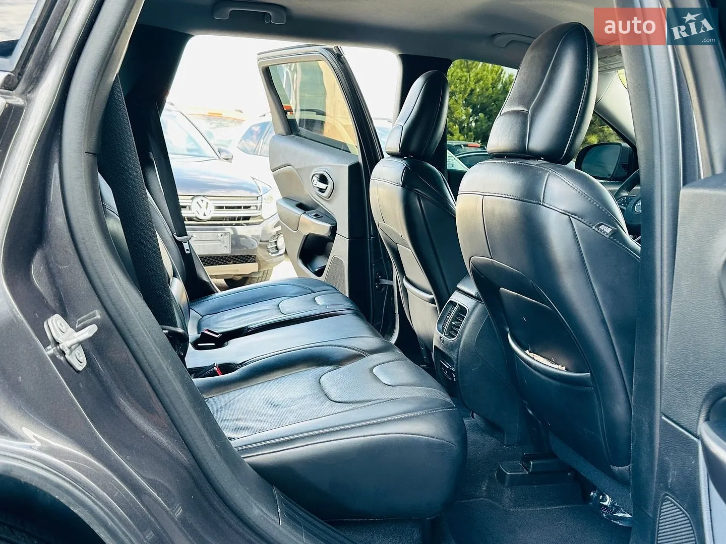2019 Jeep Cherokee - мініатюра 17