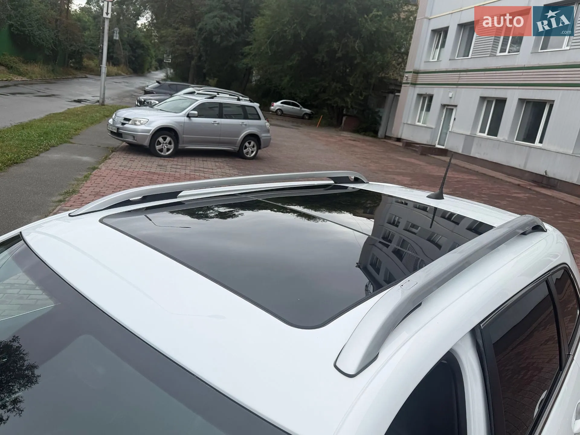 2019 Jeep Cherokee - мініатюра 5