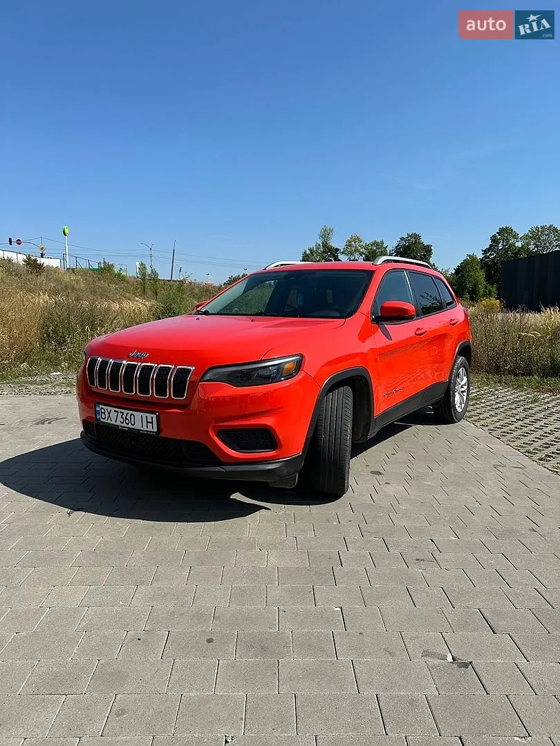 2020 Jeep Cherokee - фото 1