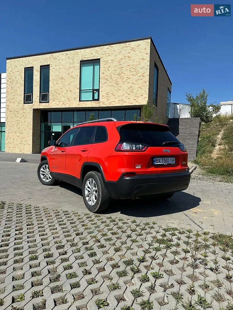 2020 Jeep Cherokee - мініатюра 3