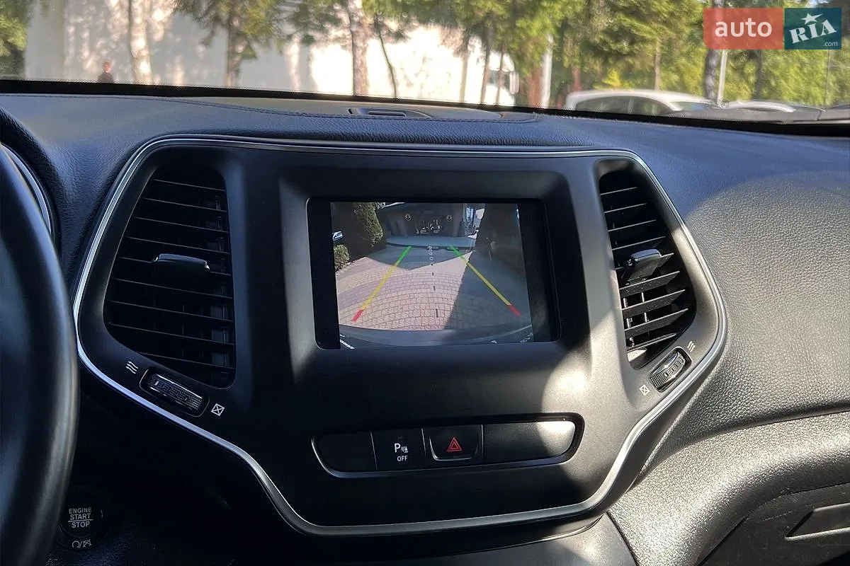 2019 Jeep Cherokee - мініатюра 16