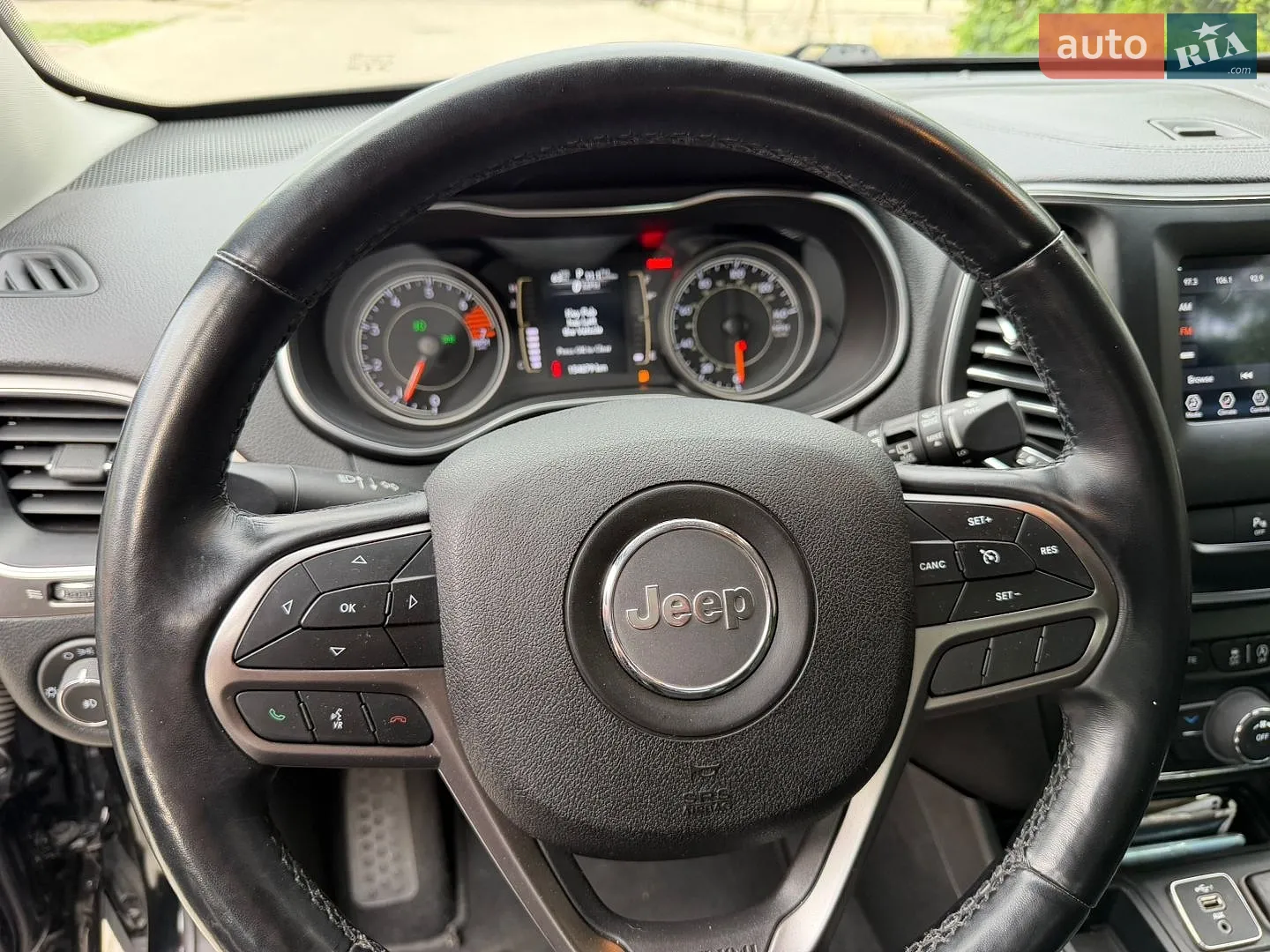 2020 Jeep Cherokee - мініатюра 13