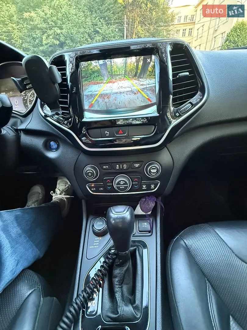 2019 Jeep Cherokee - мініатюра 20