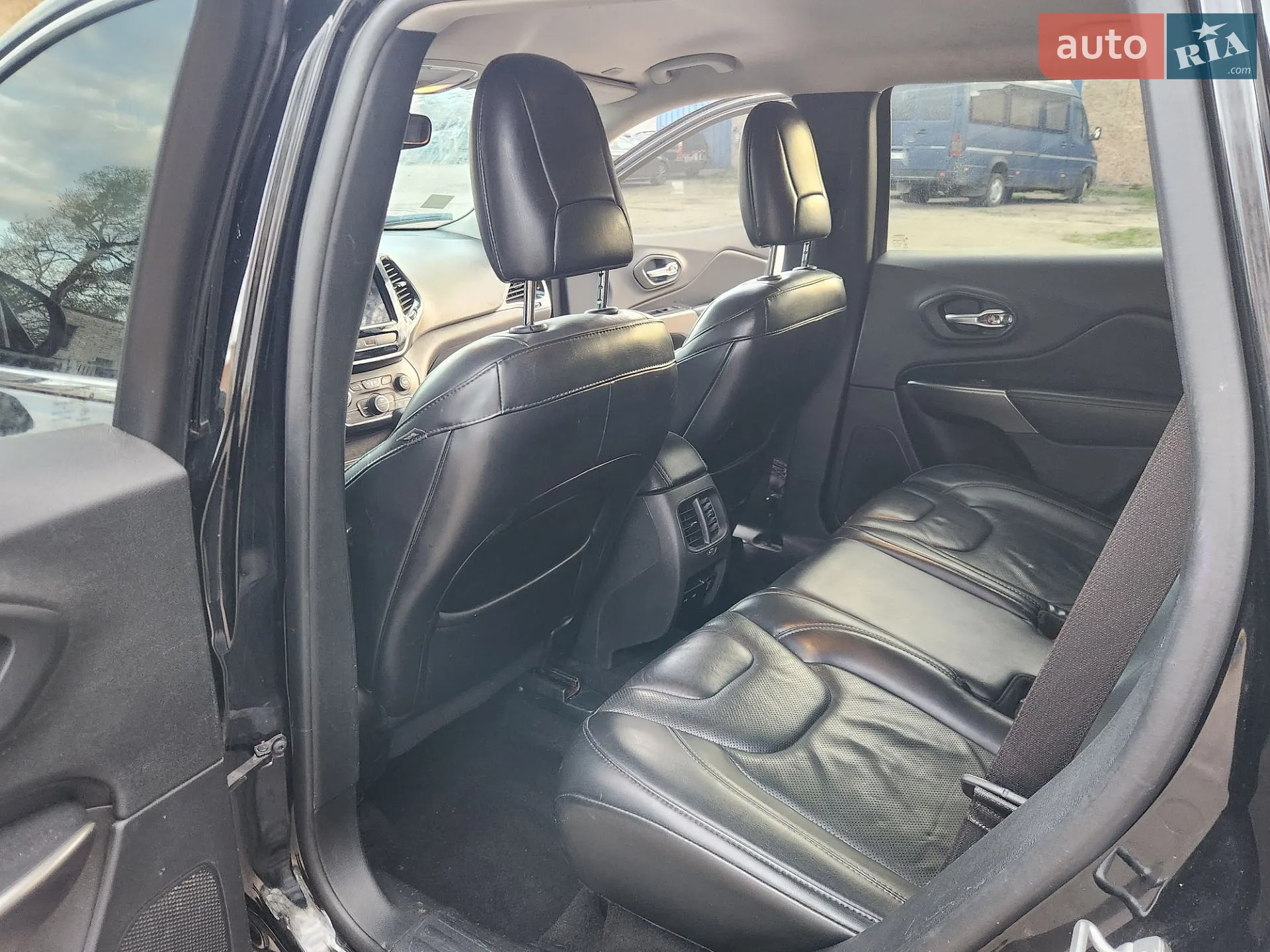 2018 Jeep Cherokee - мініатюра 24