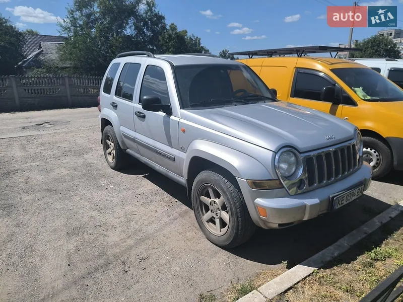 Jeep Cherokee 2004