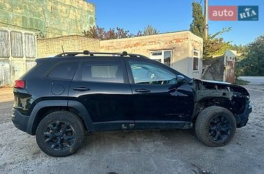 Внедорожник / Кроссовер Jeep Cherokee 2017 в Вараше