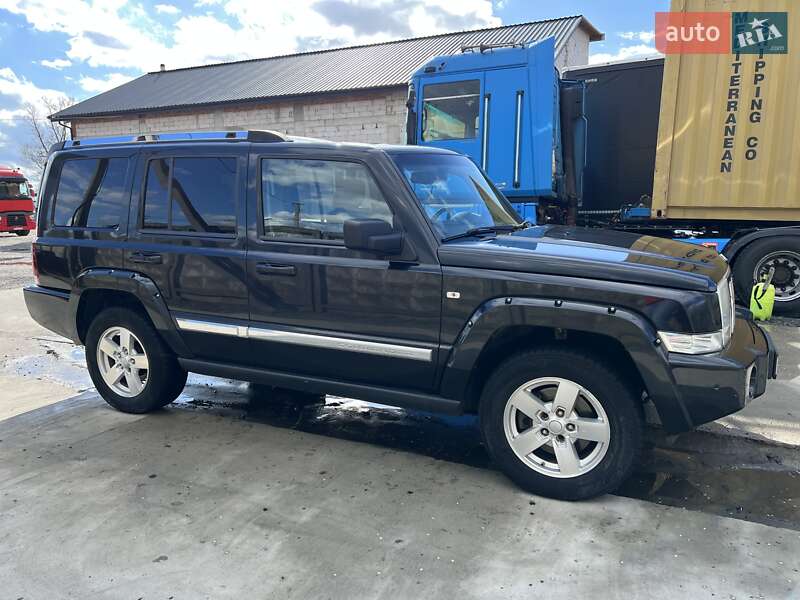 Внедорожник / Кроссовер Jeep Commander 2007 в Луцке
