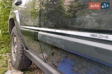 Внедорожник / Кроссовер Jeep Commander 2006 в 