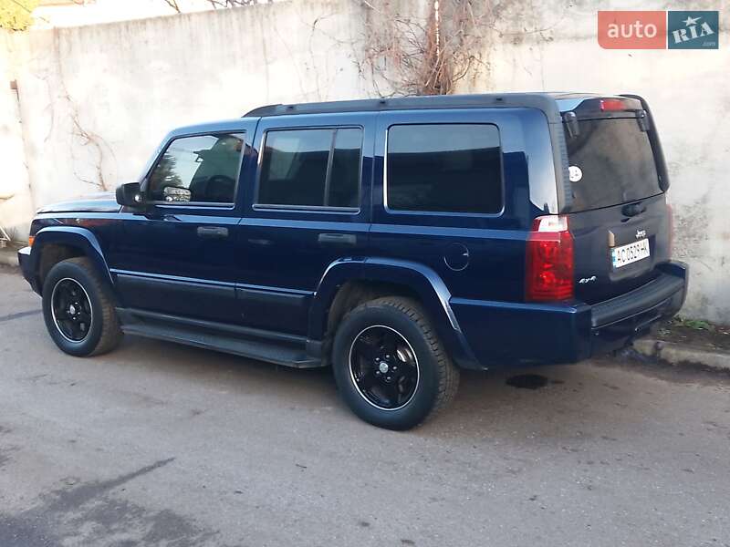 Внедорожник / Кроссовер Jeep Commander 2005 в Луцке