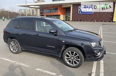 Внедорожник / Кроссовер Jeep Compass 2015 в Сумах