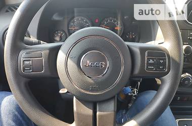 Позашляховик / Кросовер Jeep Compass 2016 в 