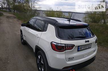 Позашляховик / Кросовер Jeep Compass 2018 в 