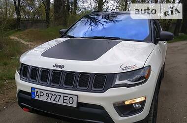 Позашляховик / Кросовер Jeep Compass 2018 в 