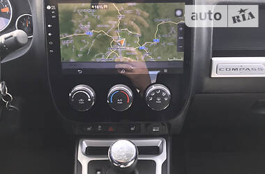 Позашляховик / Кросовер Jeep Compass 2014 в 