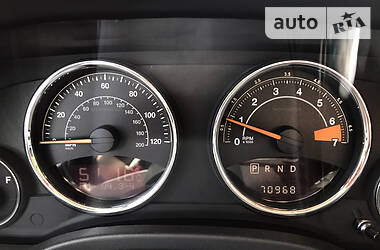 Позашляховик / Кросовер Jeep Compass 2014 в 