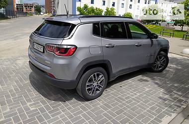 Внедорожник / Кроссовер Jeep Compass 2017 в Львове