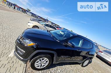 Позашляховик / Кросовер Jeep Compass 2017 в 