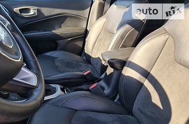 Позашляховик / Кросовер Jeep Compass 2017 в 