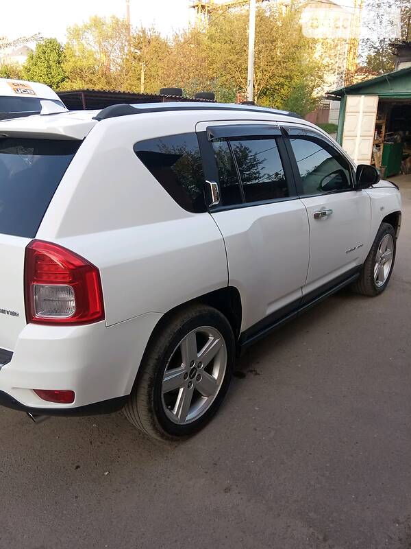 Внедорожник / Кроссовер Jeep Compass 2012 в Тернополе