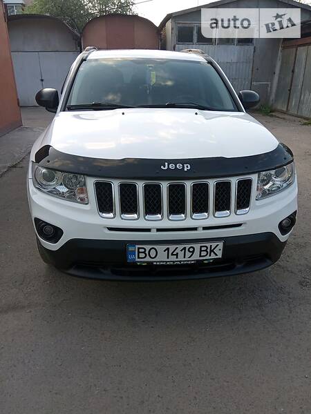 Внедорожник / Кроссовер Jeep Compass 2012 в Тернополе