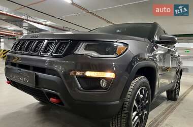 Внедорожник / Кроссовер Jeep Compass 2020 в Киеве