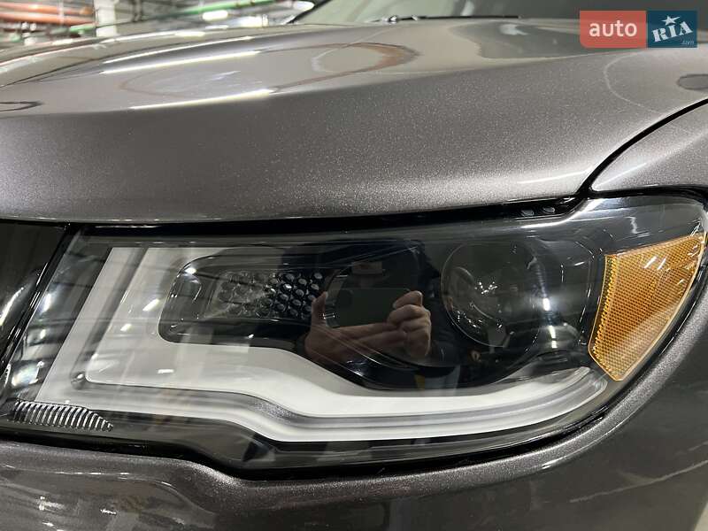 Внедорожник / Кроссовер Jeep Compass 2020 в Киеве