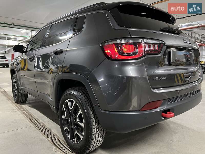 Внедорожник / Кроссовер Jeep Compass 2020 в Киеве