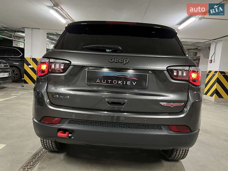 Внедорожник / Кроссовер Jeep Compass 2020 в Киеве