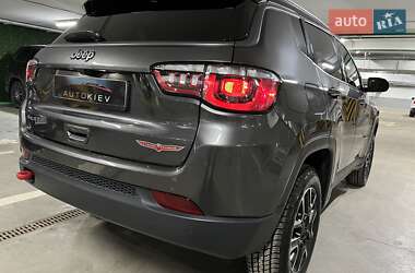 Внедорожник / Кроссовер Jeep Compass 2020 в Киеве