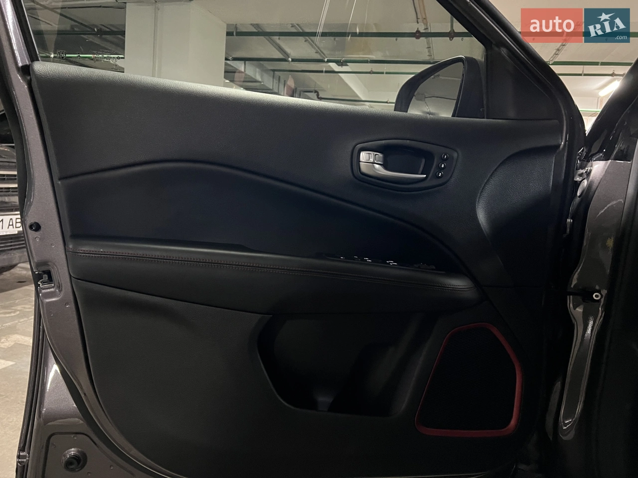 2020 Jeep Compass - мініатюра 28