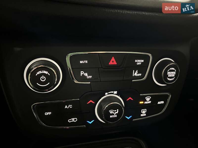 Внедорожник / Кроссовер Jeep Compass 2020 в Киеве