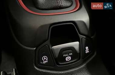 Внедорожник / Кроссовер Jeep Compass 2020 в Киеве