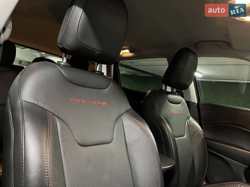 Внедорожник / Кроссовер Jeep Compass 2020 в Киеве