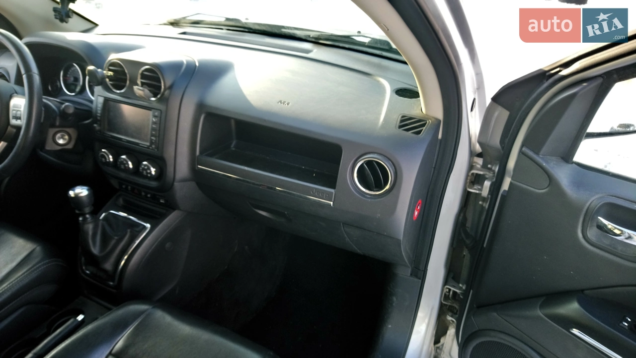 2011 Jeep Compass - мініатюра 16