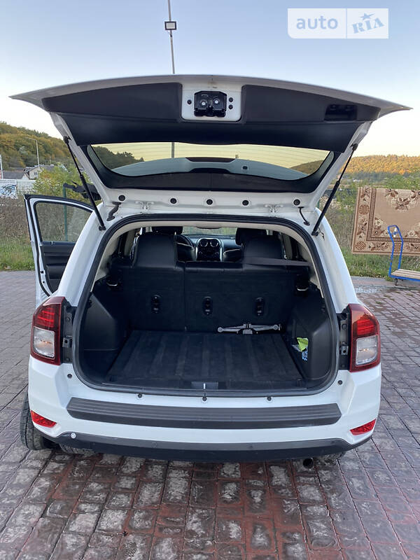 Внедорожник / Кроссовер Jeep Compass 2016 в Теребовле