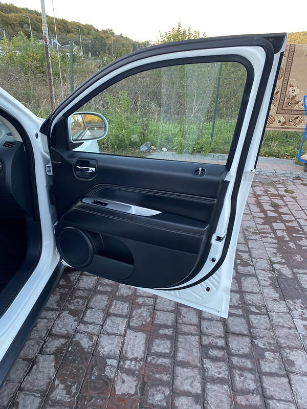 Внедорожник / Кроссовер Jeep Compass 2016 в Теребовле