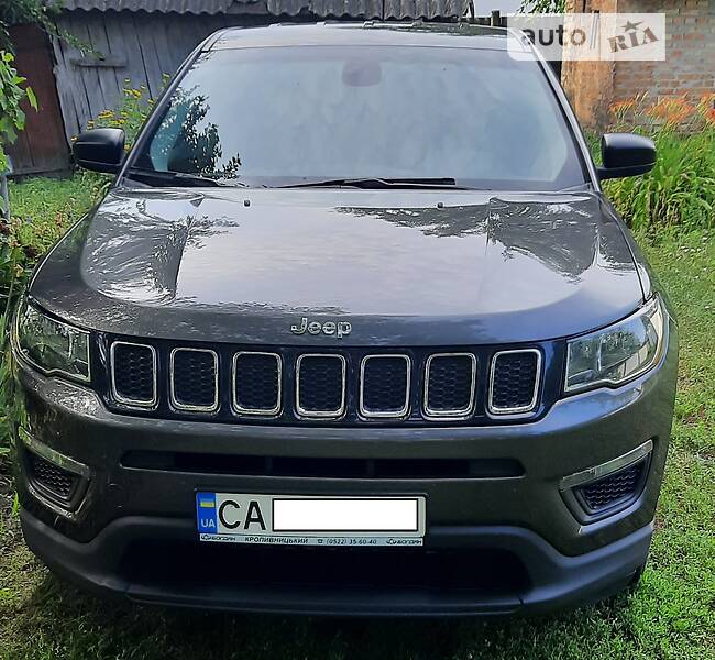 Позашляховик / Кросовер Jeep Compass 2018 в Черкасах фото 2 Позашляховик / Кросовер Jeep Compass 2018 в Черкасах