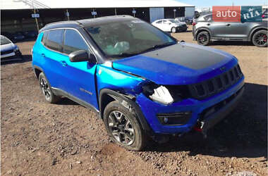 Внедорожник / Кроссовер Jeep Compass 2018 в 