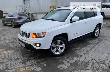Позашляховик / Кросовер Jeep Compass 2016 в 