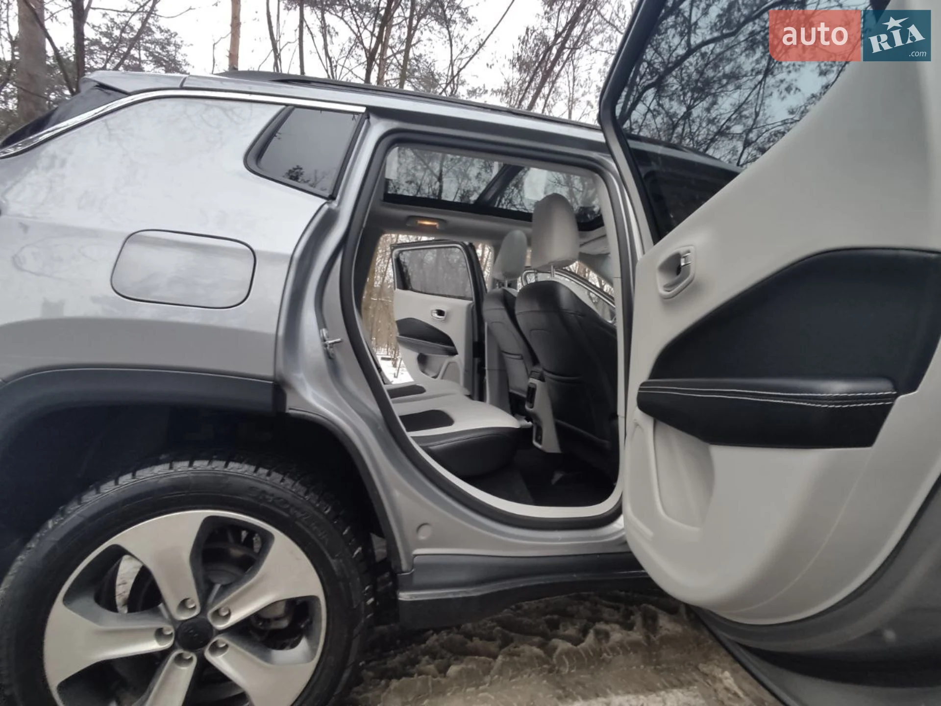 2017 Jeep Compass - мініатюра 11