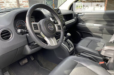 Позашляховик / Кросовер Jeep Compass 2016 в 