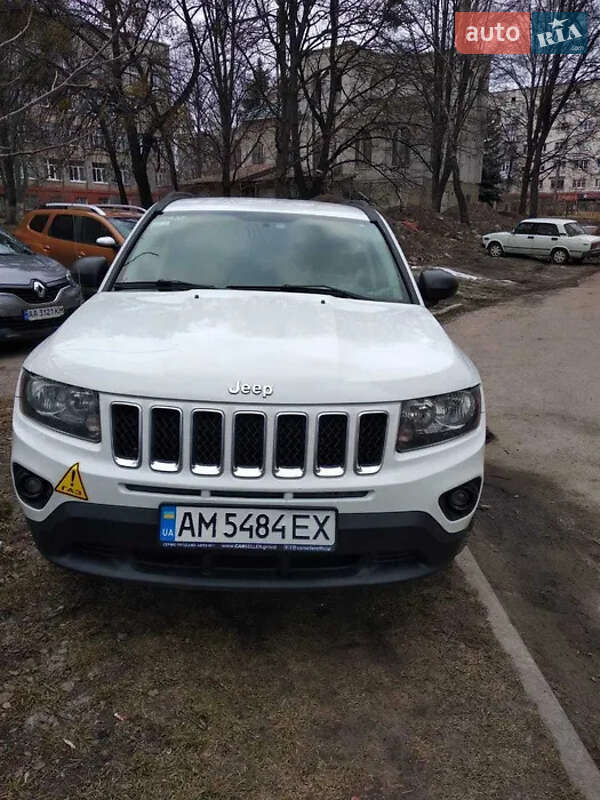 Внедорожник / Кроссовер Jeep Compass 2014 в Житомире