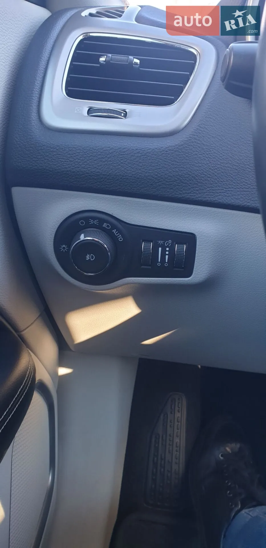 2017 Jeep Compass - мініатюра 9